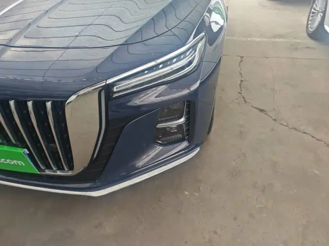 Hongqi H5 — Фото автомобиля 23