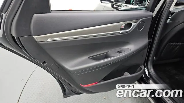 Hyundai Grandeur New — Фото автомобиля 14