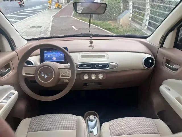 Wuling Hongguang Mini EV — Фото автомобиля 5