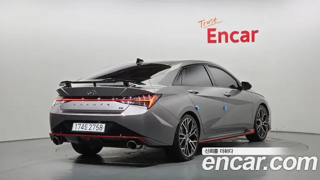 Hyundai AVANTE — Фото автомобиля 2