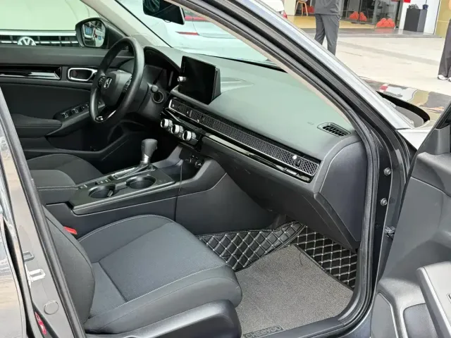 Honda Civic — Фото автомобиля 9