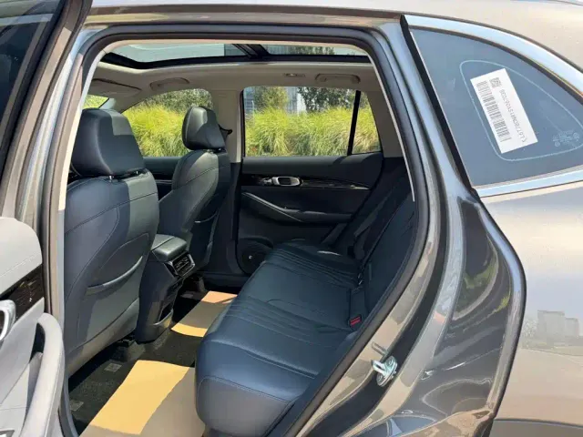 Geely Galaxy E5 — Фото автомобиля 5
