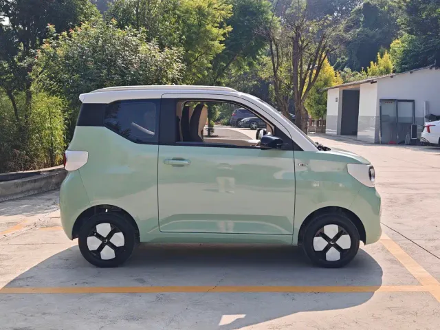 Wuling Hongguang Mini EV — Фото автомобиля 5