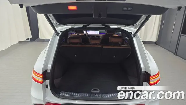 Genesis GV70 2.5T Бензин AWD — Фото автомобиля 29