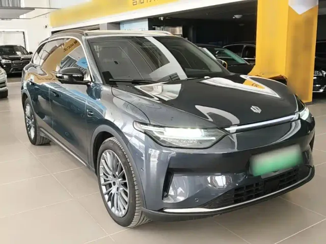 Leapmotor C11 — Фото автомобиля 3