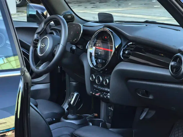 MINI Hatch — Фото автомобиля 11