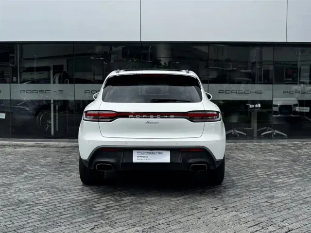 Porsche Macan — Фото автомобиля 6