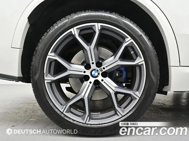 BMW X5 xDrive 40i M Sport — Фото автомобиля 5