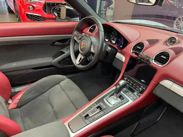Porsche 718 — Фото автомобиля 16