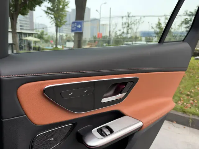 Mercedes-Benz GLC-Class — Фото автомобиля 15