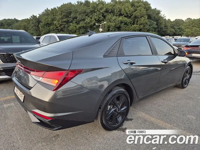 Hyundai AVANTE Avante (CN7) — Фото автомобиля 6