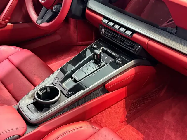 Porsche 911 — Фото автомобиля 6