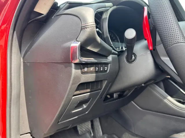 Mazda Axela — Фото автомобиля 16