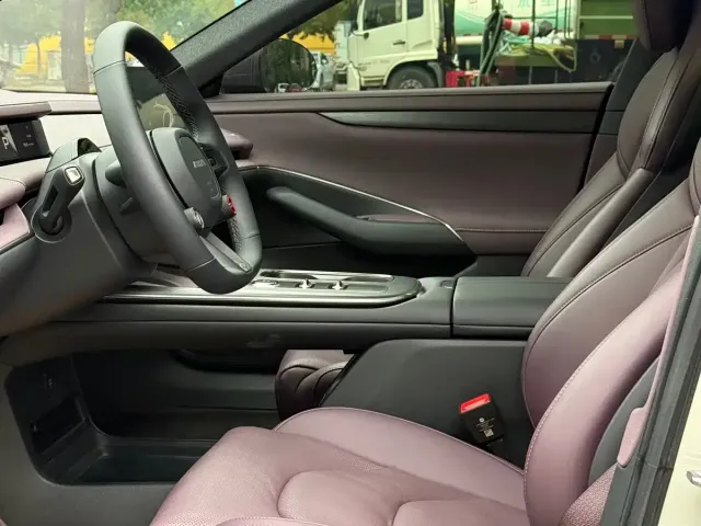 Xiaomi Auto Xiaomi SU7 2024 RWD Long Range Intelligent Driving Edition — Фото автомобиля 5