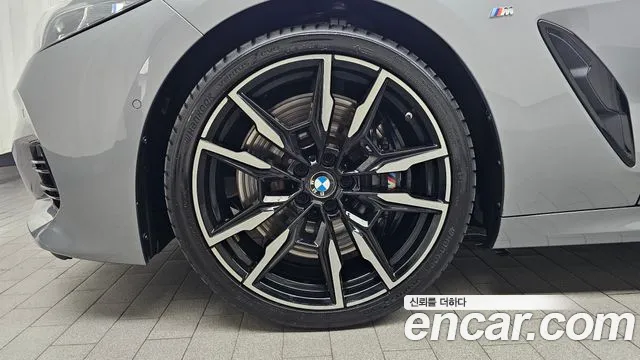 BMW 8-Series — Фото автомобиля 3