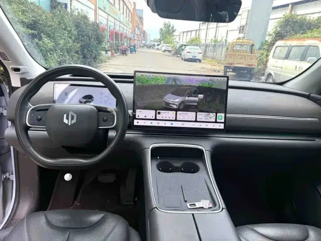 Leapmotor C11 — Фото автомобиля 6