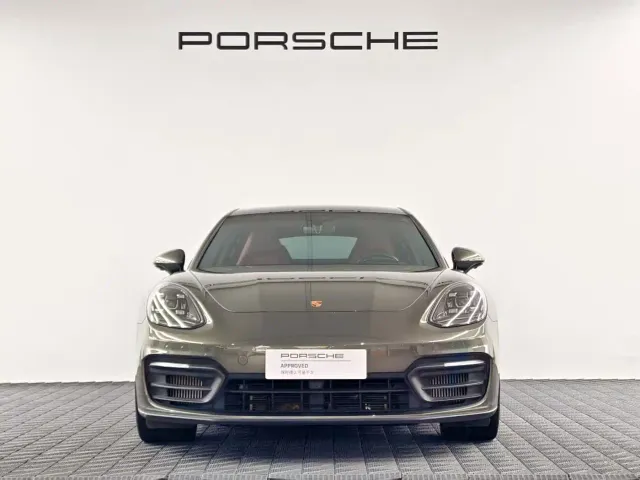 Porsche Panamera — Фото автомобиля 2