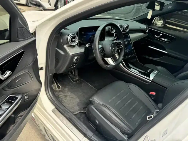 Mercedes-Benz C-Class — Фото автомобиля 7