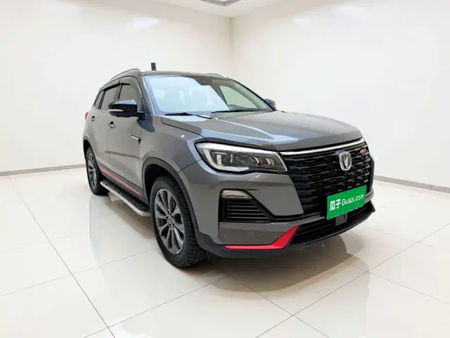 Changan CS75 — Фото автомобиля 3