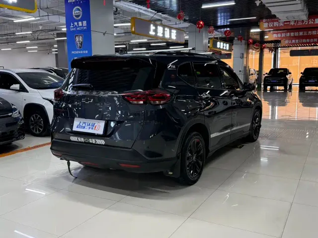 Chevrolet Orlando — Фото автомобиля 12