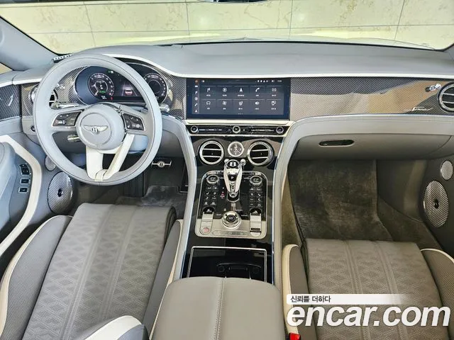 Bentley Continental — Фото автомобиля 9