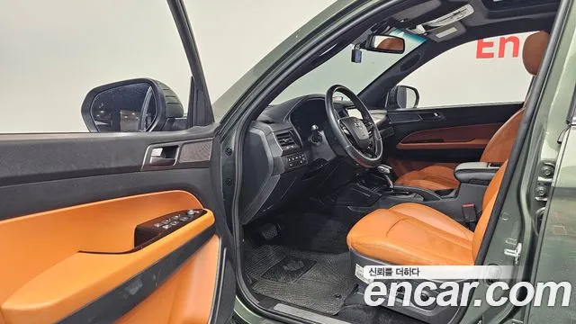 KG_Mobility_Ssangyong Rexton Новый Rexton Sport Khan Дизель 2.2 4WD — Фото автомобиля 9