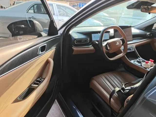 Geely Galaxy Stellar 6 — Фото автомобиля 15
