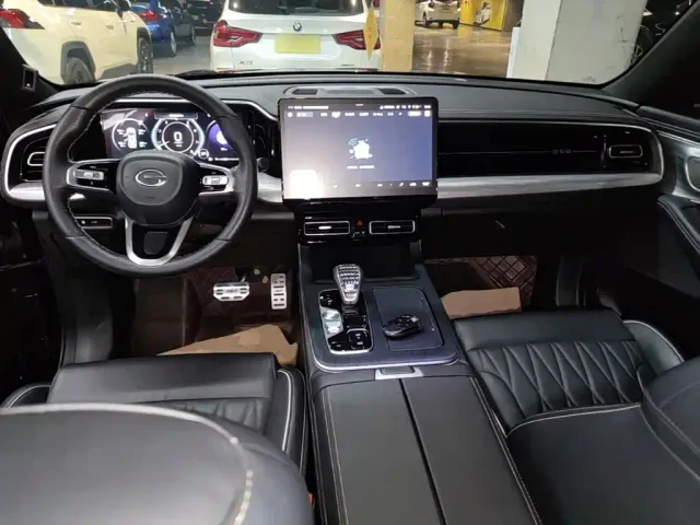 GAC Trumpchi GS8 — Фото автомобиля 9