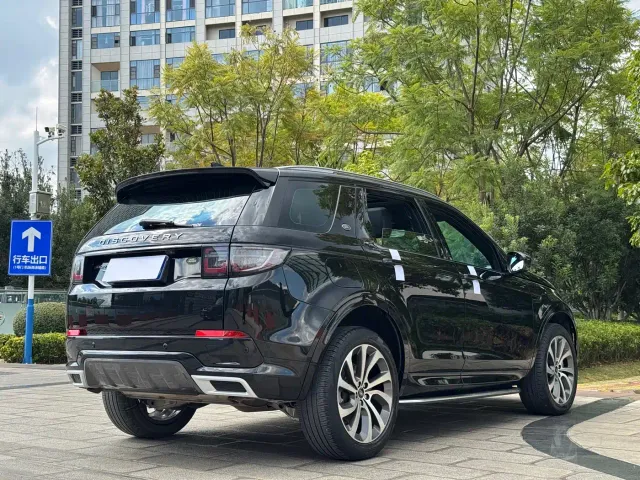Land Rover Discovery Sport — Фото автомобиля 6