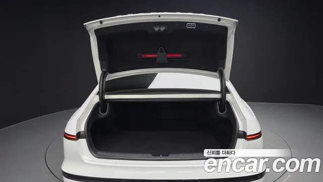 Hyundai Grandeur GN7 — Фото автомобиля 25