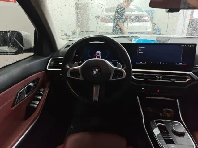 BMW 3 Series — Фото автомобиля 10