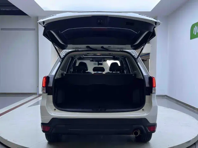 Subaru Forester — Фото автомобиля 23