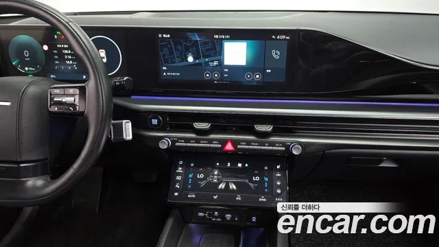 Hyundai Grandeur Grandeur (GN7) 2.5 Бензин 2WD — Фото автомобиля 11