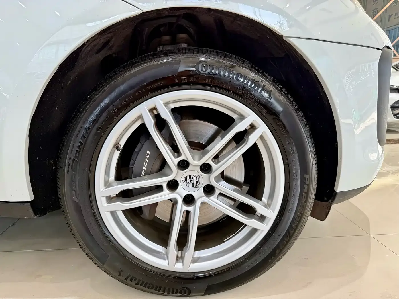 Porsche Macan 2024 Macan 2.0T — Фото автомобиля 16