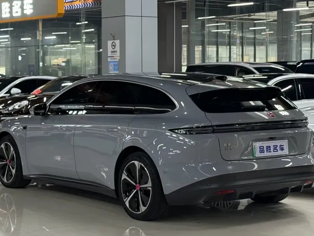 Nio ET5 Touring — Фото автомобиля 3