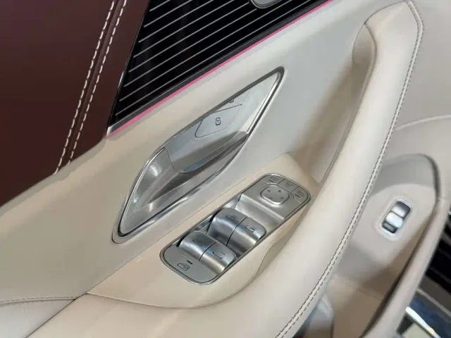 Mercedes-Benz Maybach GLS — Фото автомобиля 20