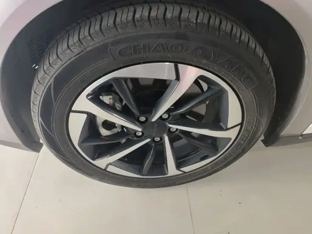 GAC Aion Y — Фото автомобиля 22