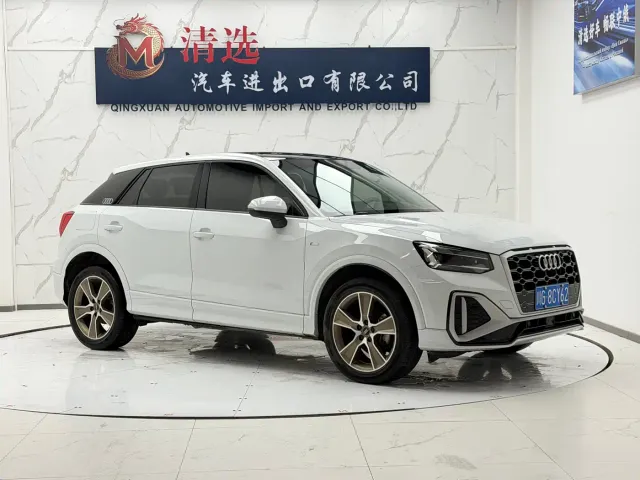 Audi Q2L — Фото автомобиля 3