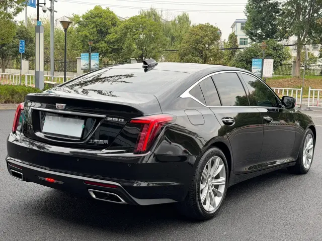 Cadillac CT5 — Фото автомобиля 8