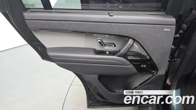 Land Rover Range Rover Sport — Фото автомобиля 22