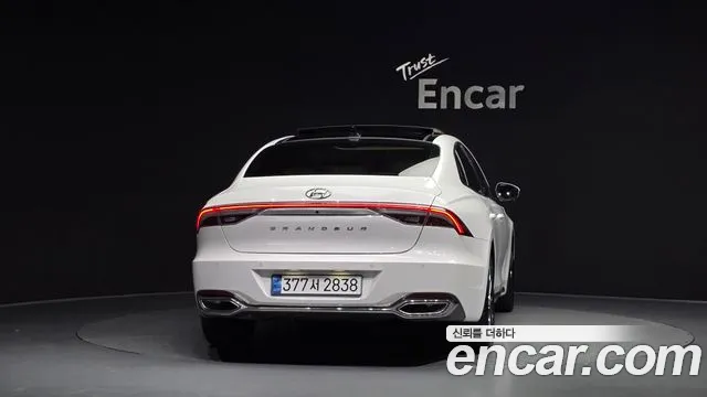 Hyundai Grandeur New — Фото автомобиля 4