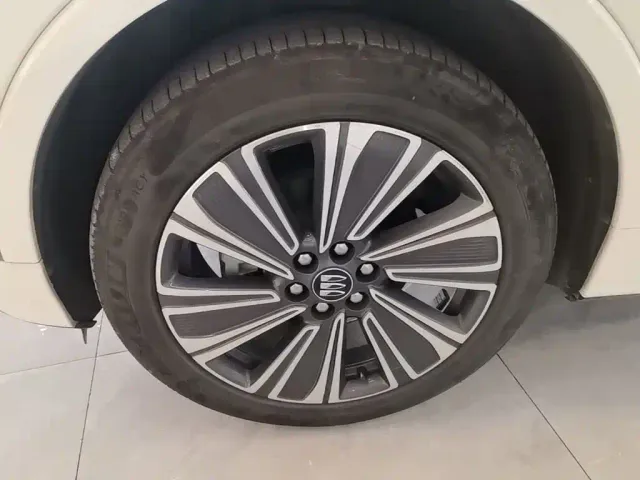 Buick E5 — Фото автомобиля 22