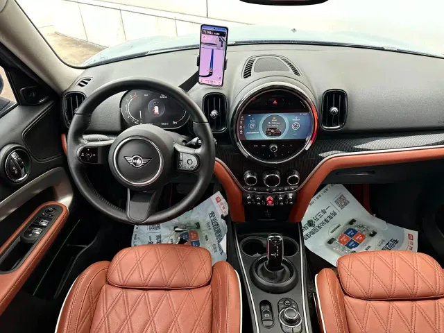 MINI Countryman — Фото автомобиля 9
