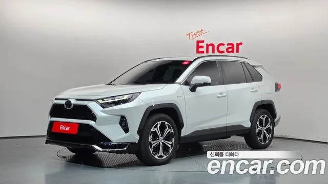 Фотография автомобиля — Toyota RAV4 Generation 5