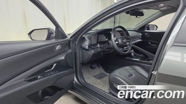 Hyundai Avante CN7 — Фото автомобиля 9
