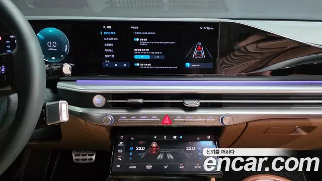 Hyundai Grandeur GN7 — Фото автомобиля 25