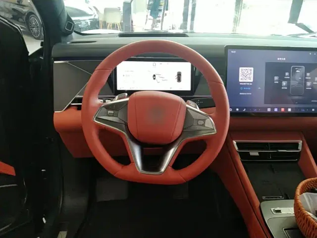 BYD Tang L — Фото автомобиля 10