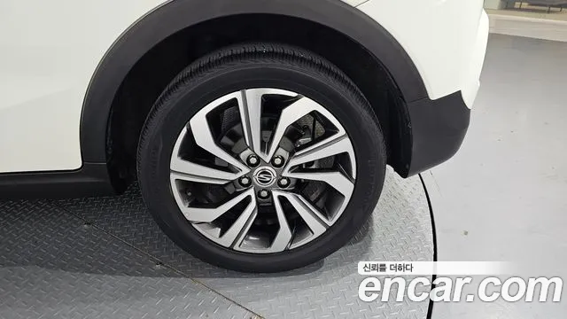 KG_Mobility_Ssangyong TIBOLI Very New Tivoli Бензин 1.5 2WD — Фото автомобиля 21