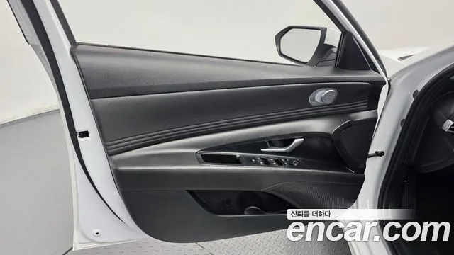 Hyundai Avante CN7 — Фото автомобиля 23