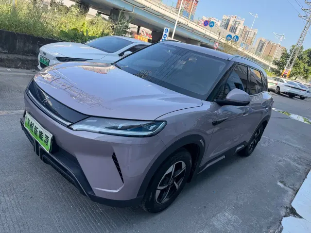Фотография автомобиля — BYD Yuan UP